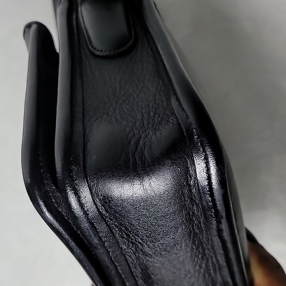 Coach Vintage 70s Black Leather City Bag - Picture 13 of 17